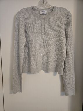 Old Navy Light Gray Cropped Cable-Knit Button Cardigan
